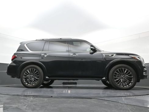 Used 2023 INFINITI QX80 Premium Select w/ All-Season Package AWD/4WD image 29