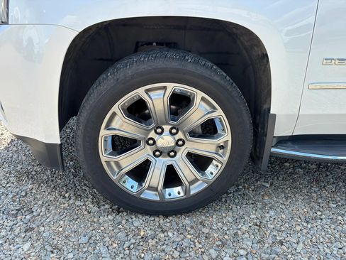 Used 2016 GMC Yukon Denali w/ Open Road Package RWD image 9