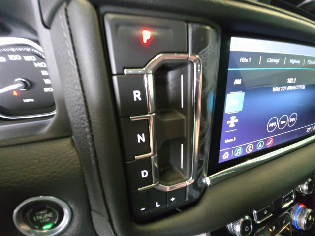 Used 2021 GMC Yukon Denali AWD/4WD image 18