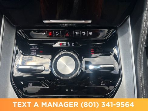 New 2026 Jeep Grand Wagoneer 4WD image 25