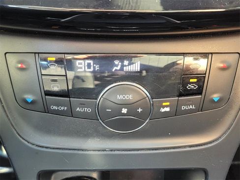 Used 2019 Nissan Sentra SV image 20