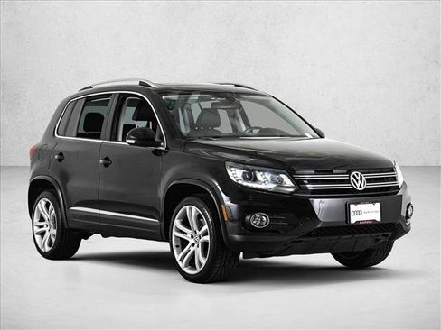 Used 2016 Volkswagen Tiguan SEL image 3