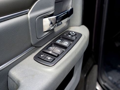 Used 2019 RAM 1500 Lone Star RWD image 21