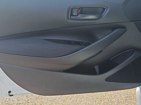 Used 2022 Toyota Corolla LE image 20