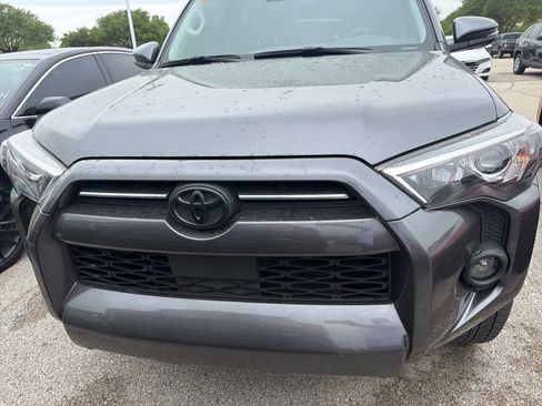 Used 2023 Toyota 4Runner SR5 Premium w/ Moonroof Package image 2