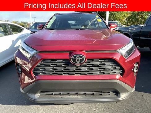 Used 2022 Toyota RAV4 XLE Premium AWD/4WD image 13