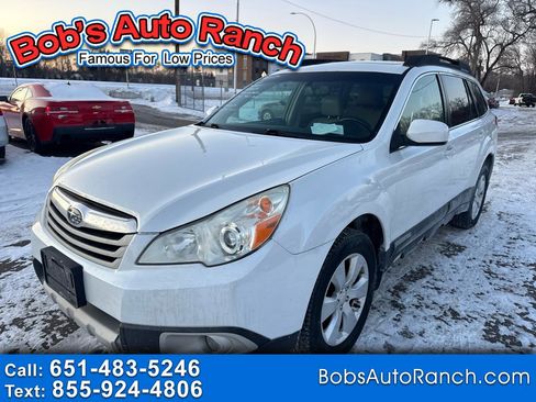 Used 2011 Subaru Outback 2.5i Limited w/ PWR Moonroof Pkg image 1