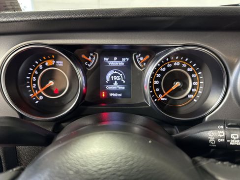 Used 2023 Jeep Wrangler Unlimited Sport AWD/4WD image 17