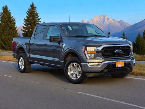 Used 2023 Ford F150 XLT image 2