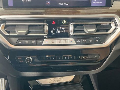 Used 2024 BMW X3 xDrive30i w/ Premium Package image 15