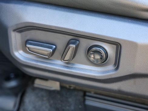 Used 2022 Toyota Tundra Limited image 24