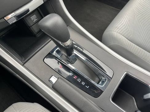 Used 2015 Honda Accord LX image 27
