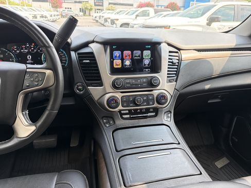 Used 2018 GMC Yukon Denali w/ Denali Ultimate Package AWD/4WD image 30