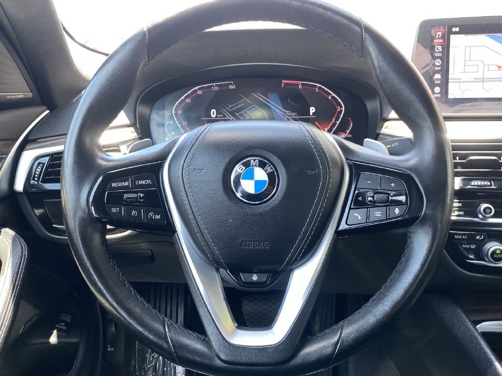 Used 2021 BMW 530i xDrive w/ Premium Package AWD/4WD image 19
