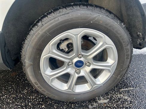 Used 2022 Ford EcoSport SE image 9