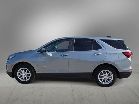 Used 2024 Chevrolet Equinox LT w/ LPO, Floor Liner Package FWD image 5