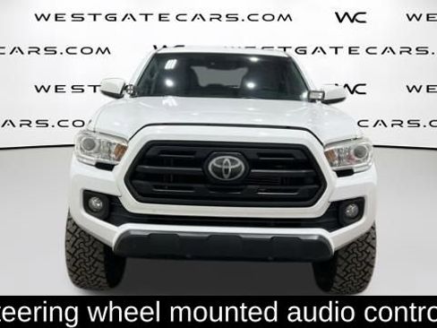 Used 2019 Toyota Tacoma SR w/ SR Convenience Package image 2
