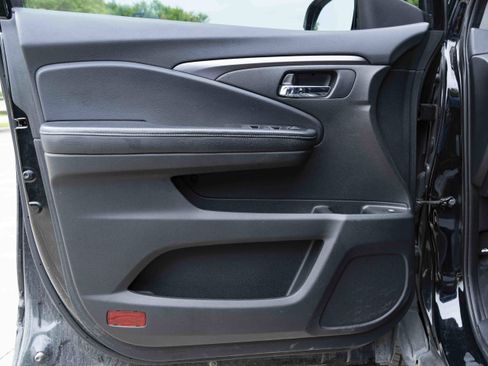 Used 2019 Honda Ridgeline Sport image 36