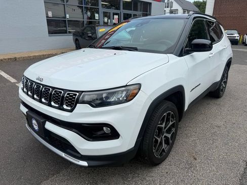 Used 2025 Jeep Compass Limited AWD/4WD image 1