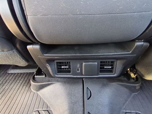 Used 2022 Chevrolet Silverado 1500 RST image 21