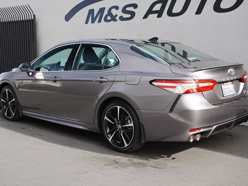 Used 2020 Toyota Camry XSE image 6