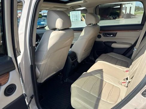 Used 2017 Honda CR-V Touring image 16