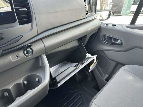 New 2026 Ford Transit 250 148 Medium Roof image 16