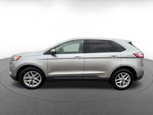 Used 2024 Ford Edge SEL AWD/4WD image 9