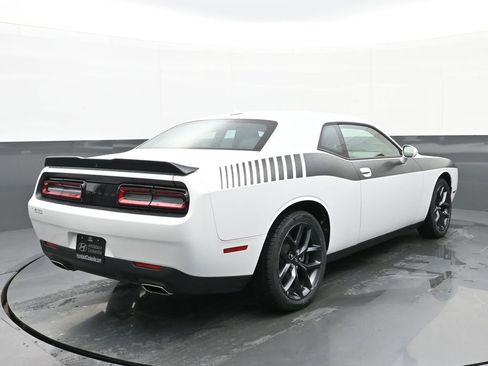 Used 2023 Dodge Challenger SXT w/ Plus Package image 3