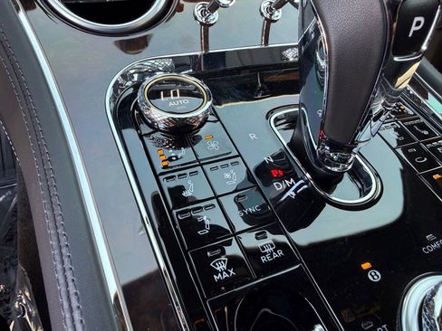Used 2021 Bentley Continental GT image 37