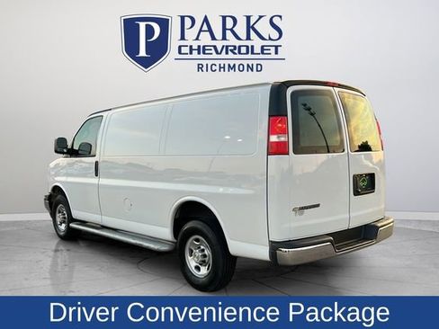 Used 2024 Chevrolet Express 2500 w/ Driver Convenience Package RWD image 5