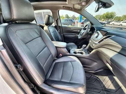 Used 2021 Chevrolet Equinox Premier AWD/4WD image 25