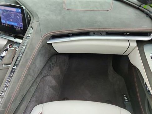 Used 2023 Chevrolet Corvette Stingray Premium Conv RWD image 33