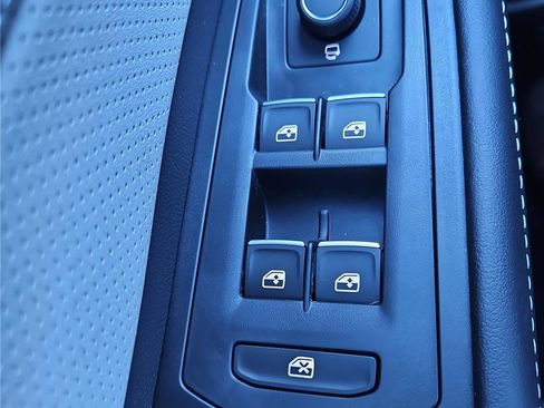 New 2026 Volkswagen Atlas Cross Sport SEL Premium R-Line image 13