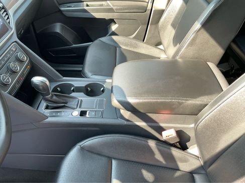 Used 2019 Volkswagen Atlas SE FWD image 22