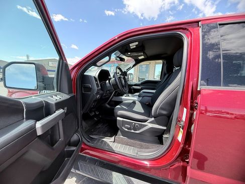 Used 2018 Ford F150 XLT w/ Equipment Group 302A Luxury AWD/4WD image 11