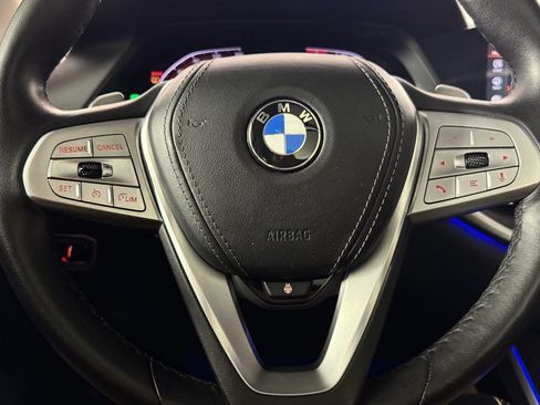 Used 2022 BMW X7 xDrive40i AWD/4WD image 17