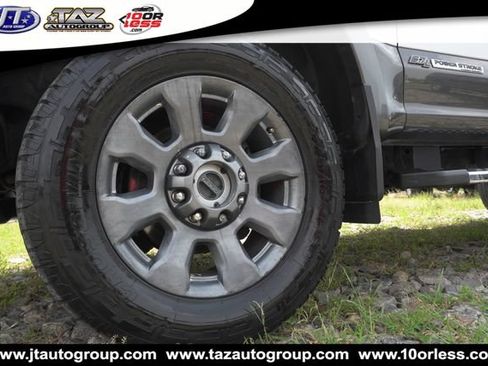Used 2017 Ford F350 Lariat w/ Lariat Ultimate Package AWD/4WD image 10