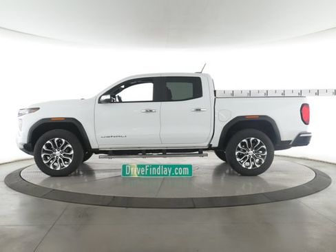 Used 2024 GMC Canyon Denali AWD/4WD image 9