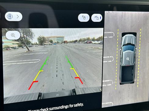 Used 2024 Ford F150 XLT w/ Mobile Office Package image 26