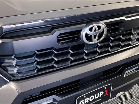 Used 2024 Toyota Tacoma TRD Sport image 27