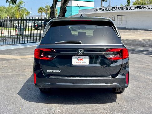Used 2025 Honda Odyssey EX-L image 5