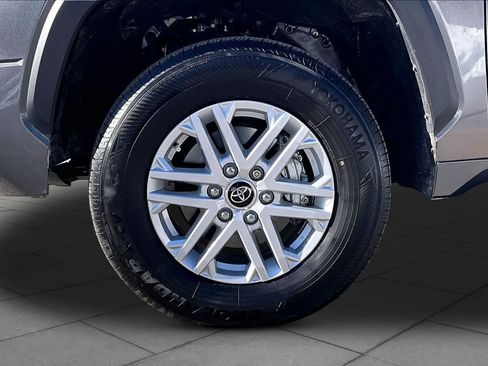 Used 2024 Toyota Tundra SR5 w/ SR5 Convenience Package AWD/4WD image 20