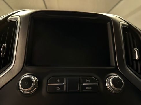 Used 2022 GMC Sierra 3500 Denali w/ Technology Package image 14