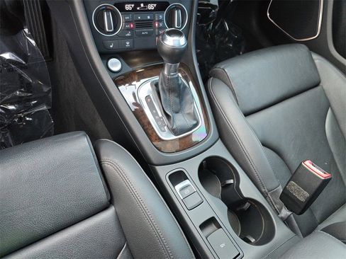 Used 2016 Audi Q3 2.0T Prestige w/ Prestige Package image 32