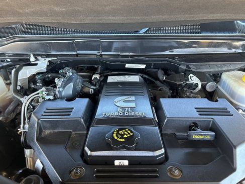 Used 2024 RAM 3500 Big Horn image 10