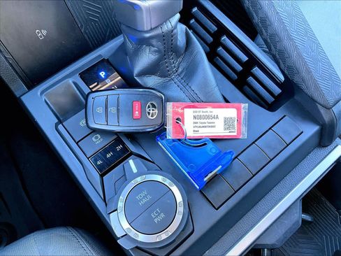 Used 2024 Toyota Tacoma SR5 image 31