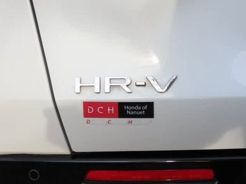 Used 2023 Honda HR-V EX-L image 7