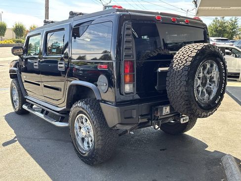 Used 2004 HUMMER H2 w/ Preferred Equipment Group AWD/4WD image 3