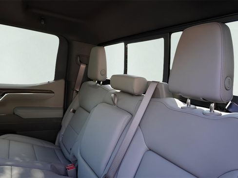 New 2026 GMC Sierra 1500 SLT image 30